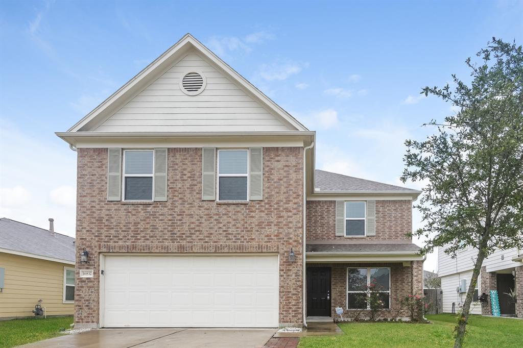 16832 Northern Flicker Trail Conroe, Texas Stop by an visit this amazing 4 Bedroom 2 1/2 Bath home located in Montgomery County. Spacious floorplan with a remarkable Kitchen setup featuring stainless steel appliances. Additional features such as granite countertops, tile flooring in the kitchen area and family living area, plush carpet in all bedrooms. Enjoy a nice relaxing night in your cozy Garden tub located in the Master Bedroom. Enjoy the luxury oversized patio in the backyard for all your entertaining purposes. Call today to schedule a viewing.
PLEASE NOTE:
To better serve you and our family of residents, we’re upgrading our system from the evening of Jan. 6 through Jan. 15, 2021. During this time, some of our usual online services and leasing processes will be affected; in addition, we will be unable to accept applications beginning the night of Jan. 2 through Jan. 16. We appreciate your patience and understanding while we make these improvements that will allow us to better serve you.