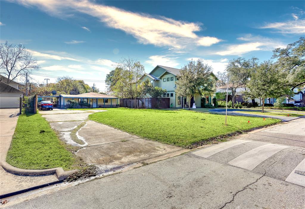 1025 1 Wakefield Drive, Houston, Texas 77018, 2 Bedrooms Bedrooms, 4 Rooms Rooms,1 BathroomBathrooms,Single-family,For Sale,Wakefield,83181618