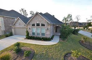 95 VERSHIRE Circle The Woodlands, Texas ***1 STORY ***3 BEDROOMS ***2.5 BATHS ***REFRIGERATOR, WASHER, DRYER***Enjoy the easy living in this 1 story and convenient home located in a quiet neighborhood of MAY VALLEY. Open concept with formal living and dining room, spacious family room with gas log fireplace. Peaceful master bedroom and gorgeous master bath and large walk-in closet. Kitchen has stainless steel appliances, maple cabinets, granite countertops. Two secondary bedrooms. Great schools and close to shopping and dining.