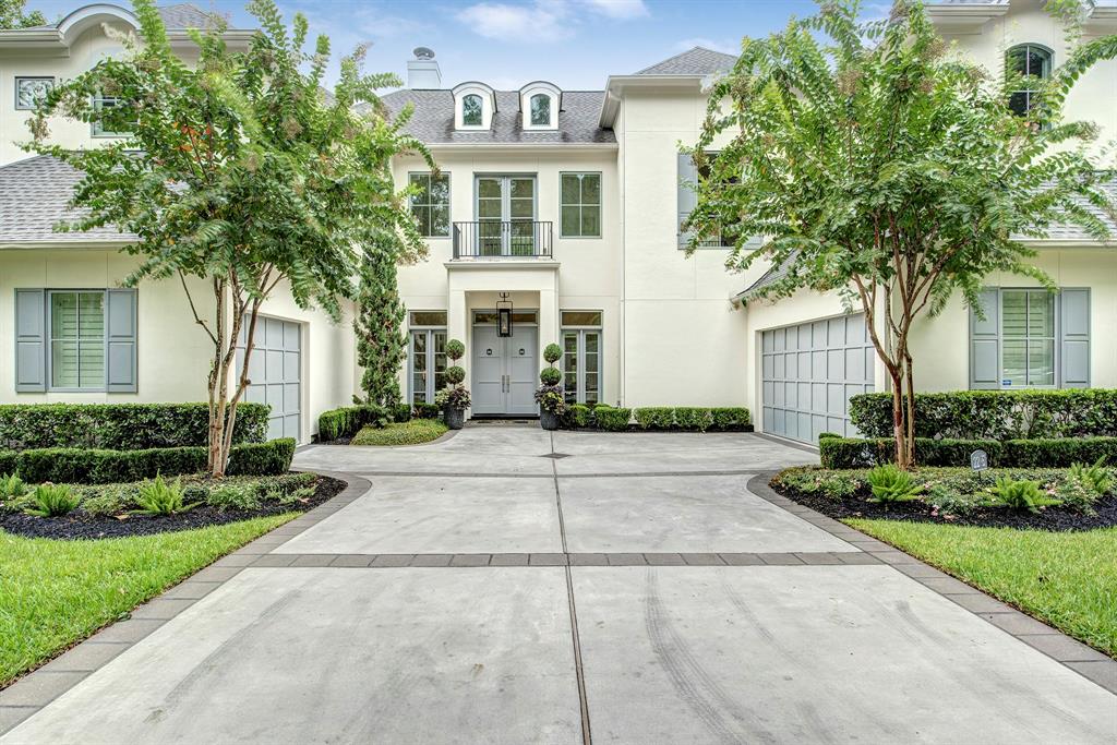 22 E Shady Lane E, Houston, TX 77063