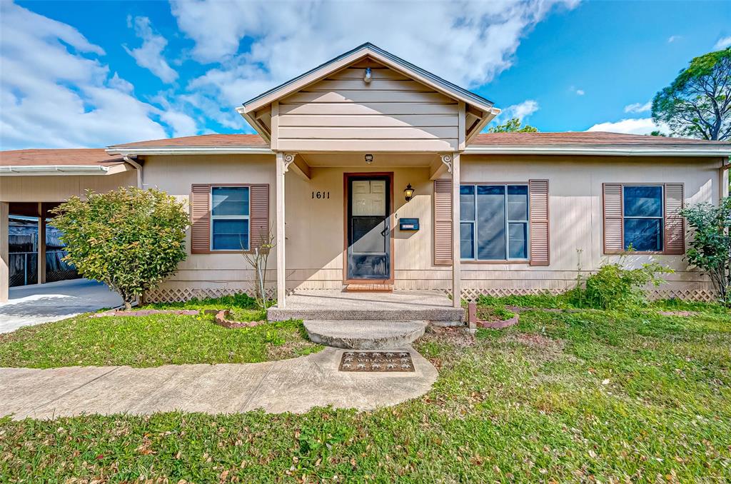 1611 5th Street, Rosenberg, TX 77471