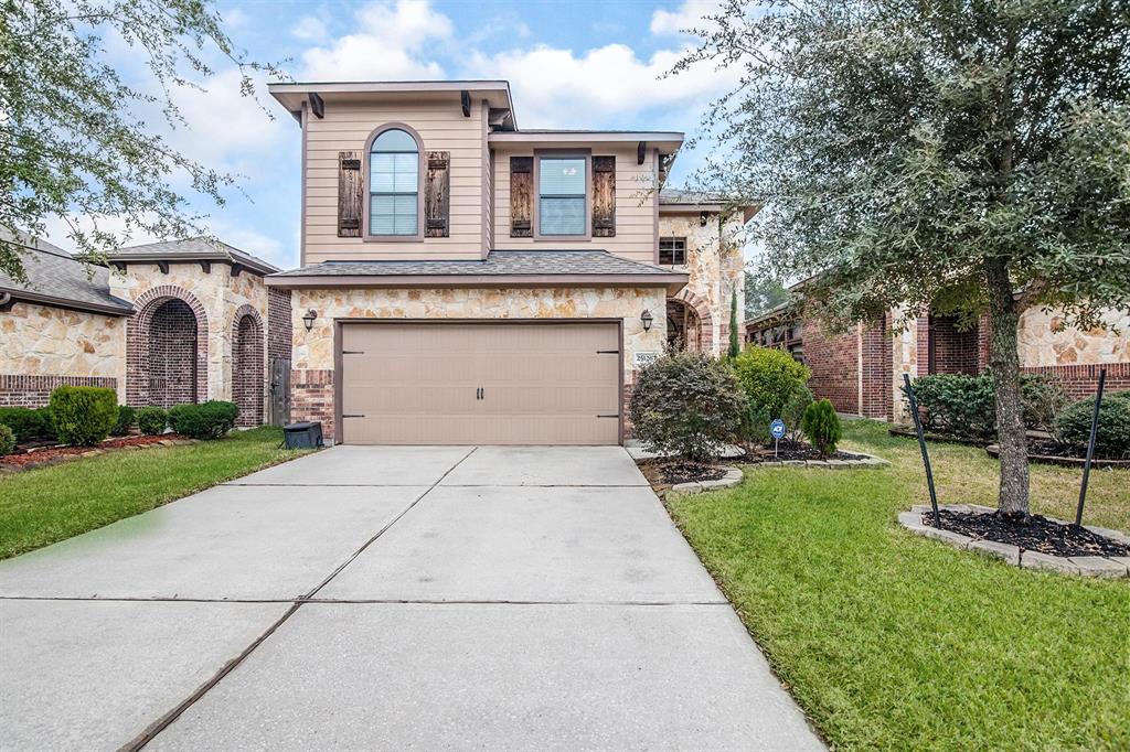 25126 Andris Lane Spring, Texas Easy decision! This house is so beautiful with an awesome location to The Woodlands, I45, 99, Beltway 8, with spot on decor right out of a magazine. Plenty of room with 4 bedrooms, open floor plan with kitchen open to family room, primary bedroom downstairs with large private bathroom with 2 walk in closets, garden tub and separate shower. Upstairs is a large game room. Backyard features a covered patio and enough grass for the small dog or kids to run around. Located in Conroe ISD.