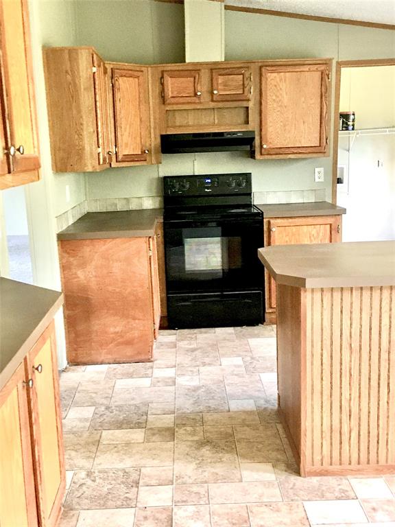 853 County Road 412