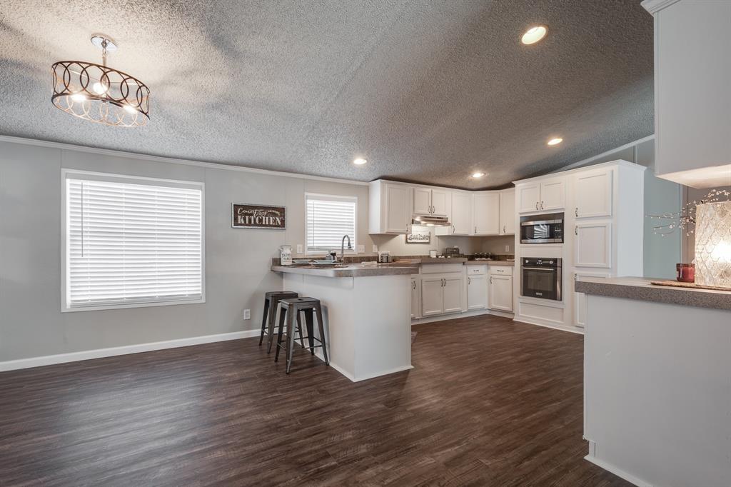 544 County Road 2270