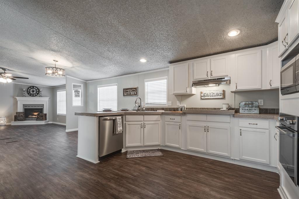544 County Road 2270