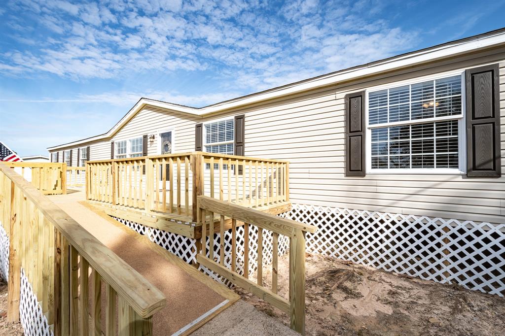 544 County Road 2270