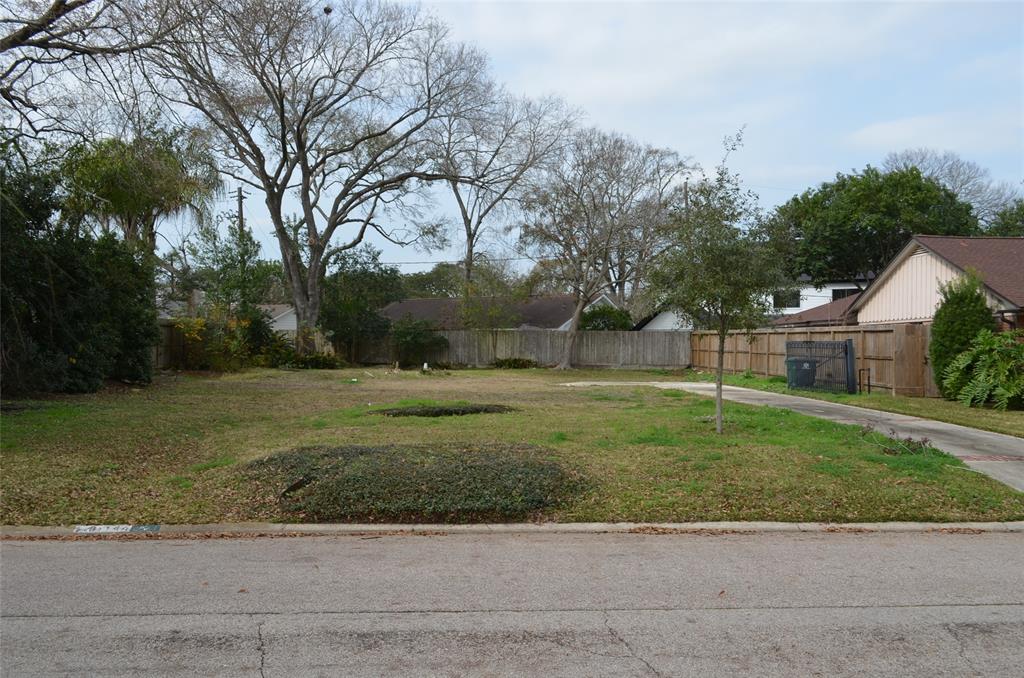 10114 Willowgrove Drive, Houston, Texas 77035, ,Lots,For Sale,Willowgrove,34640928