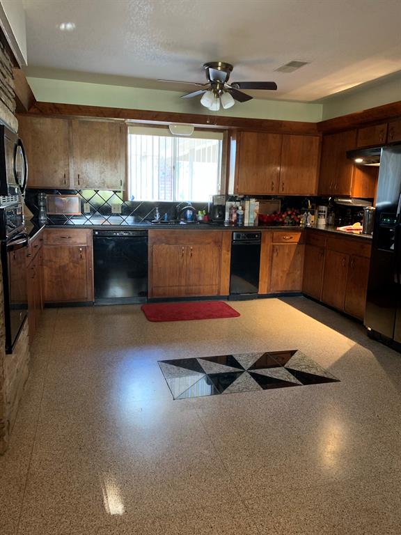 307 1 ALKIRE LAKE Drive, Sugar Land, Texas 77478, 4 Bedrooms Bedrooms, 10 Rooms Rooms,3 BathroomsBathrooms,Single-family,For Sale,ALKIRE LAKE,53024335
