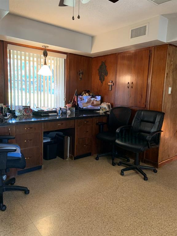 307 1 ALKIRE LAKE Drive, Sugar Land, Texas 77478, 4 Bedrooms Bedrooms, 10 Rooms Rooms,3 BathroomsBathrooms,Single-family,For Sale,ALKIRE LAKE,53024335