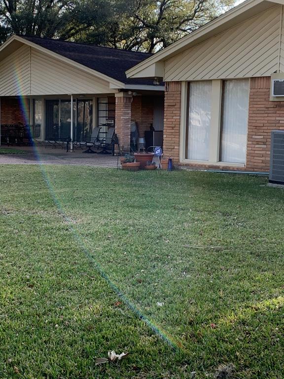 307 1 ALKIRE LAKE Drive, Sugar Land, Texas 77478, 4 Bedrooms Bedrooms, 10 Rooms Rooms,3 BathroomsBathrooms,Single-family,For Sale,ALKIRE LAKE,53024335