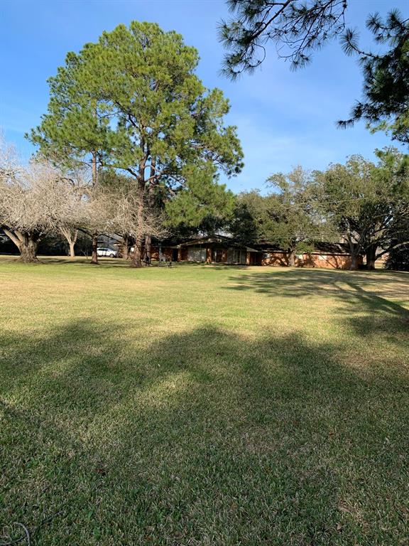 307 1 ALKIRE LAKE Drive, Sugar Land, Texas 77478, 4 Bedrooms Bedrooms, 10 Rooms Rooms,3 BathroomsBathrooms,Single-family,For Sale,ALKIRE LAKE,53024335
