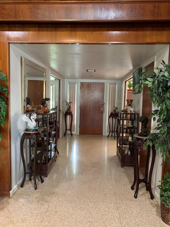 307 1 ALKIRE LAKE Drive, Sugar Land, Texas 77478, 4 Bedrooms Bedrooms, 10 Rooms Rooms,3 BathroomsBathrooms,Single-family,For Sale,ALKIRE LAKE,53024335