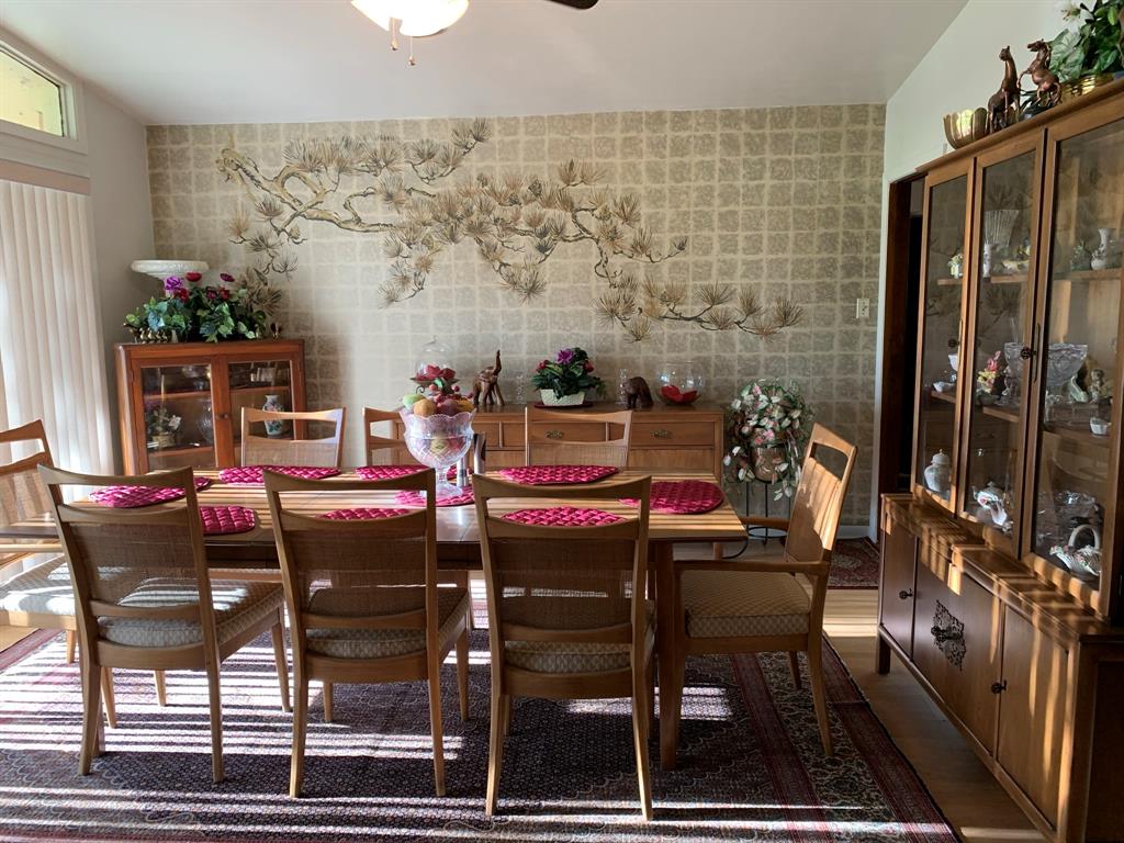 307 1 ALKIRE LAKE Drive, Sugar Land, Texas 77478, 4 Bedrooms Bedrooms, 10 Rooms Rooms,3 BathroomsBathrooms,Single-family,For Sale,ALKIRE LAKE,53024335