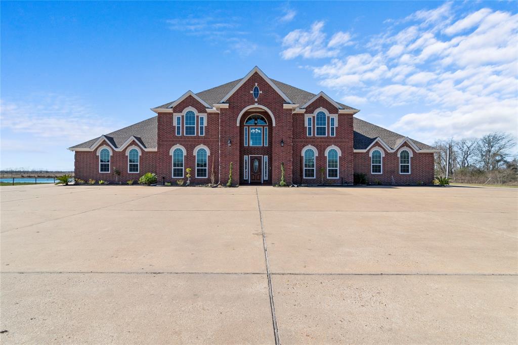 1011  County Road 192  Alvin Texas 77511, 5