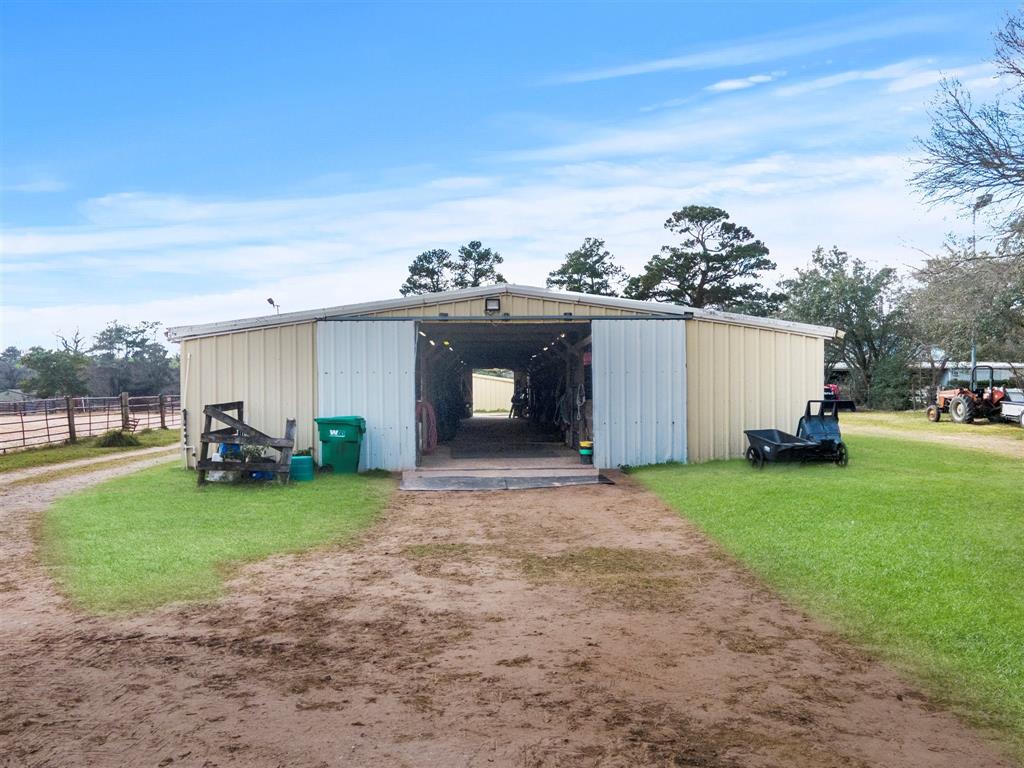 13259 1 Kidd Road, Conroe, Texas 77302, 3 Bedrooms Bedrooms, 6 Rooms Rooms,2 BathroomsBathrooms,Country Homes/acreage,For Sale,Kidd,6766083