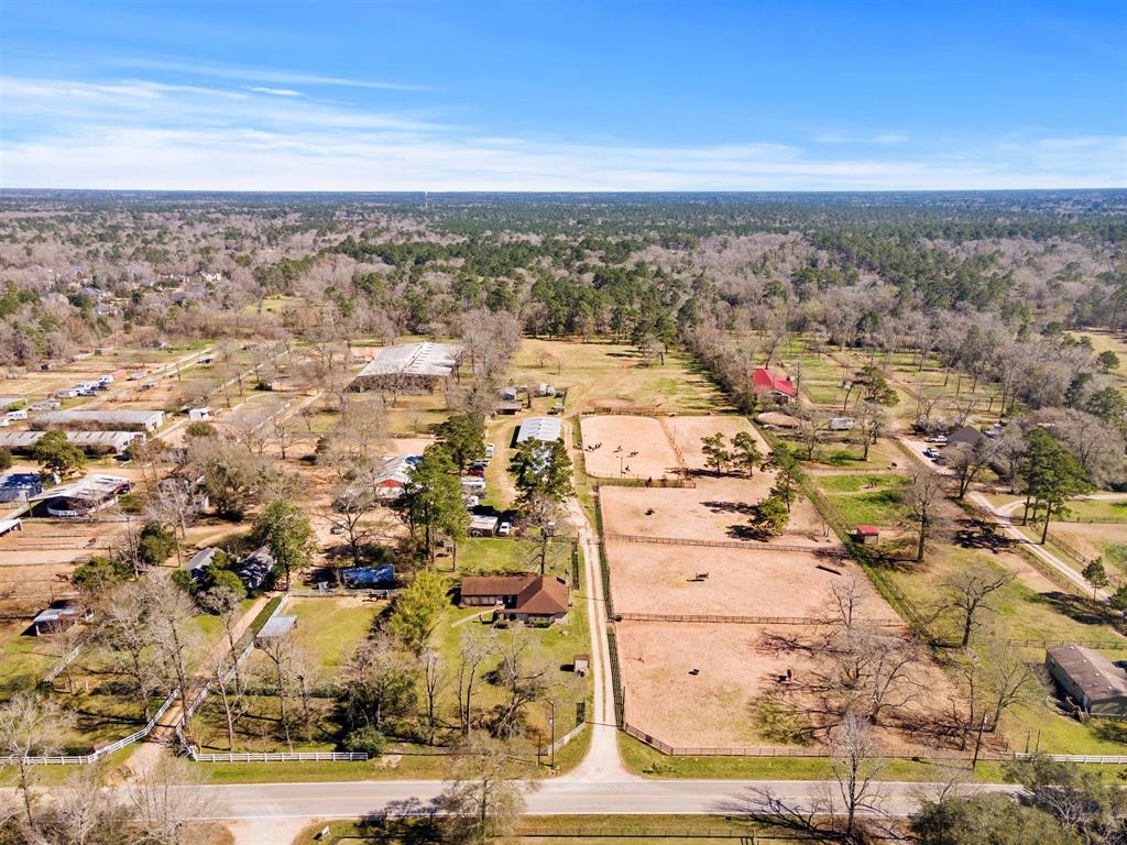 13259 1 Kidd Road, Conroe, Texas 77302, 3 Bedrooms Bedrooms, 6 Rooms Rooms,2 BathroomsBathrooms,Country Homes/acreage,For Sale,Kidd,6766083