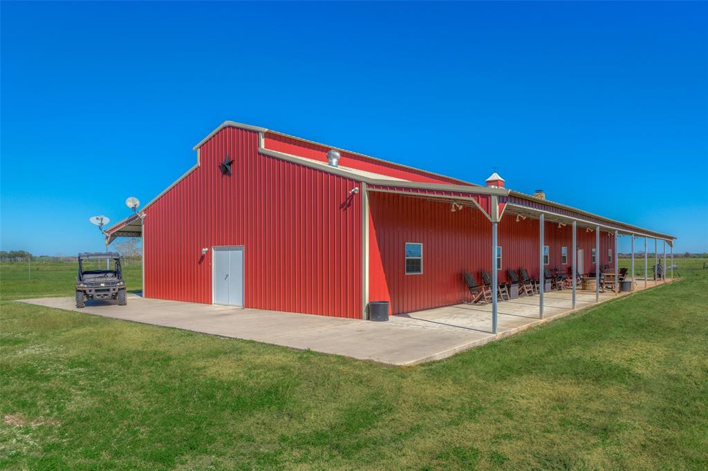 5829 County Rd 18