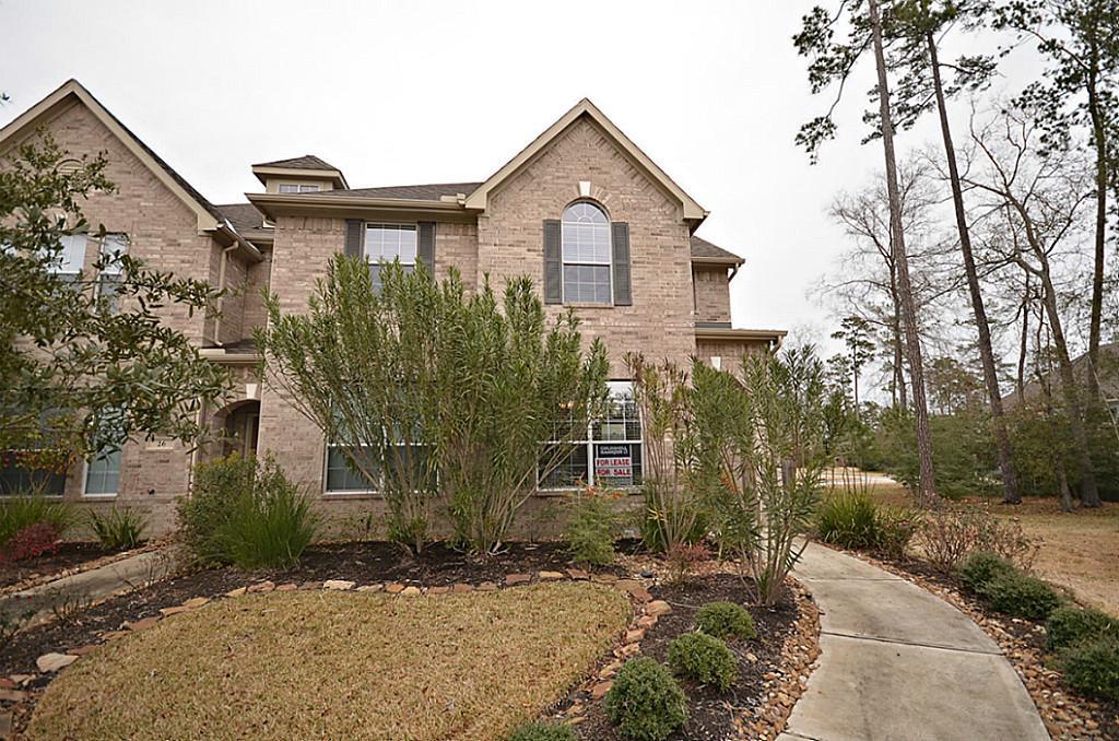 22 Pine Needle The Woodlands, Texas **ALL BEDROOMS UP** 3 BEDROOMS **2.5 BATHS **STUDY**YARD MAINTENANCE INCLUDED ***GAME ROOM ***WASHER,DRYER,REFRIGERATOR *Located in Sterling Ridge, close to shopping and dining. Well maintained townhome, all bedrooms up, tile and carpet, natural light, sprinkler system, located in a cul de sac, study with French doors. CONROE EXEMPLARY SCHOOLS ISD SCHOOLS (Deretchin, Mc Cullough, The Woodlands HS)