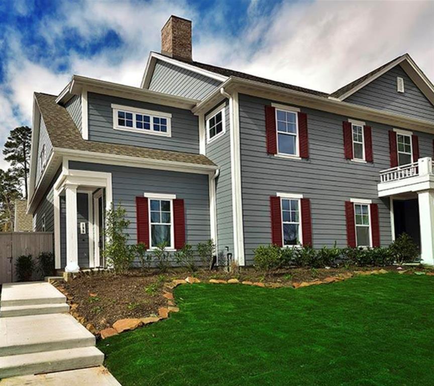 199 Kendrick Pines Boulevard The Woodlands, Texas Adorable Townhome in Liberty Branch steps from the Creekside Park Village Center with tons of shops, restaurants, HEB, Movie Theater and more. Home features hardwoods downstairs with large open family/island Kitchen and breakfast area. Study with French doors, 1/2 bath and tons of light with windows along family room walls. Master suite is down with nice master bath and a laundry room. Upstairs there are 2 large bedrooms, shared bath, game room plus a little extra area beyond stairs perfect or a desk area or play area. Paver patio with some grass makes a perfect place to relax and let the pets/kids play. Detached 2 car garage located in the alley way allows plenty of room for guest parking along with public street parking. This is a well cared for unit that won't last long.
