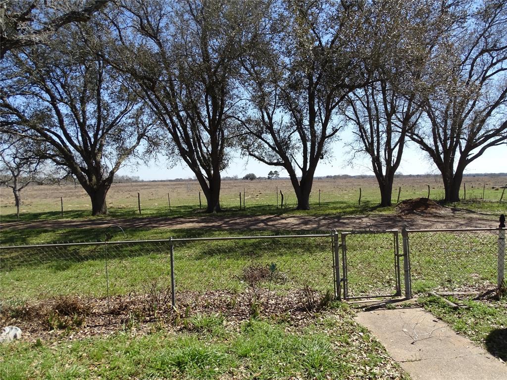 Wallis, TX 77485,2059 Johnston RD