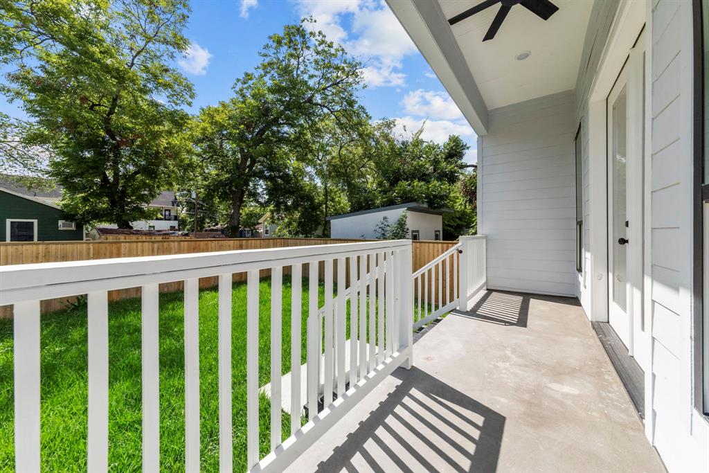 3206 2 Omega Street, Houston, Texas 77022, 3 Bedrooms Bedrooms, 6 Rooms Rooms,2 BathroomsBathrooms,Single-family,For Sale,Omega,80132310