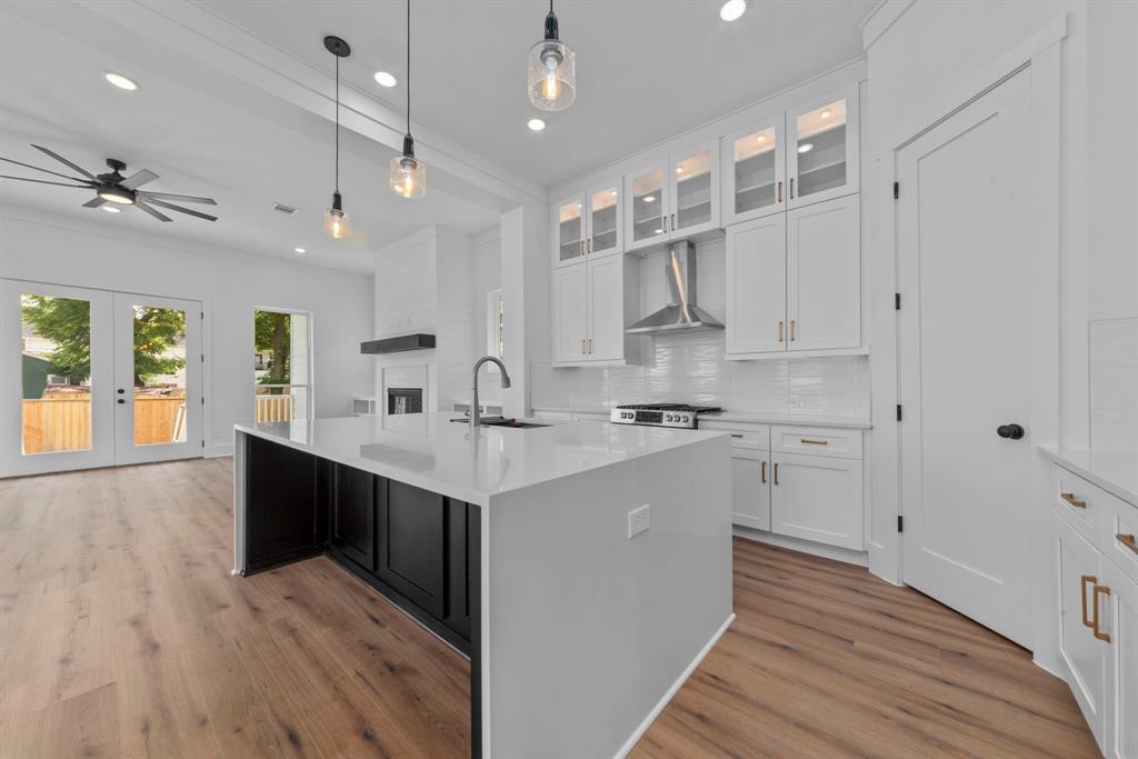 3206 2 Omega Street, Houston, Texas 77022, 3 Bedrooms Bedrooms, 6 Rooms Rooms,2 BathroomsBathrooms,Single-family,For Sale,Omega,80132310