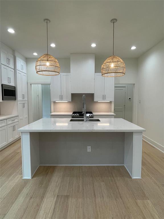 1010 1 Edwards Street, Houston, Texas 77007, 3 Bedrooms Bedrooms, 3 Rooms Rooms,2 BathroomsBathrooms,Single-family,For Sale,Edwards,69490509