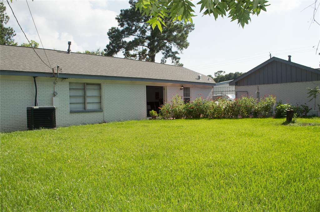 10146 1 Moorberry Lane, Houston, Texas 77080, 4 Bedrooms Bedrooms, 4 Rooms Rooms,2 BathroomsBathrooms,Single-family,For Sale,Moorberry,62812551