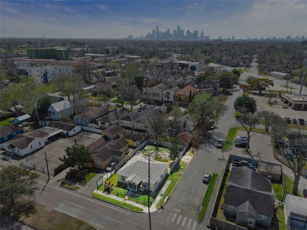 1039 1 Cavalcade Street, Houston, Texas 77009, 3 Bedrooms Bedrooms, 5 Rooms Rooms,1 BathroomBathrooms,Single-family,For Sale,Cavalcade,67098989
