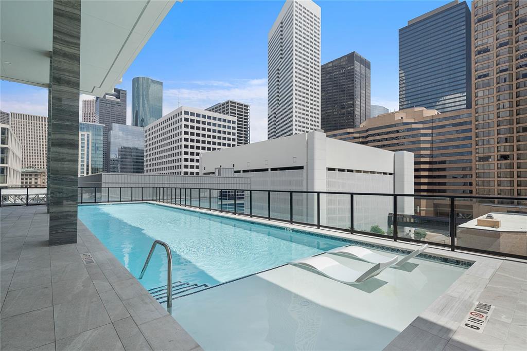 1211 Caroline Street, Houston, Texas 77002, 1 Bedroom Bedrooms, 4 Rooms Rooms,1 BathroomBathrooms,Mid/hi-rise Condo,For Sale,MARLOWE,Caroline,58551451