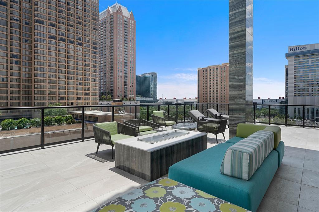 1211 Caroline Street, Houston, Texas 77002, 1 Bedroom Bedrooms, 4 Rooms Rooms,1 BathroomBathrooms,Mid/hi-rise Condo,For Sale,MARLOWE,Caroline,58551451