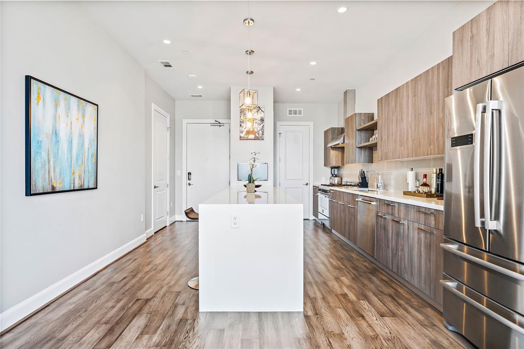 1211 Caroline Street, Houston, Texas 77002, 1 Bedroom Bedrooms, 4 Rooms Rooms,1 BathroomBathrooms,Mid/hi-rise Condo,For Sale,MARLOWE,Caroline,58551451
