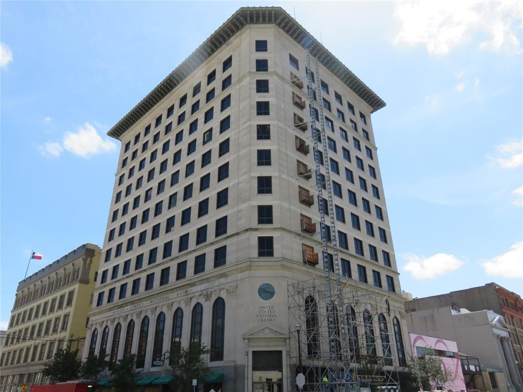 2201 Market Street 707