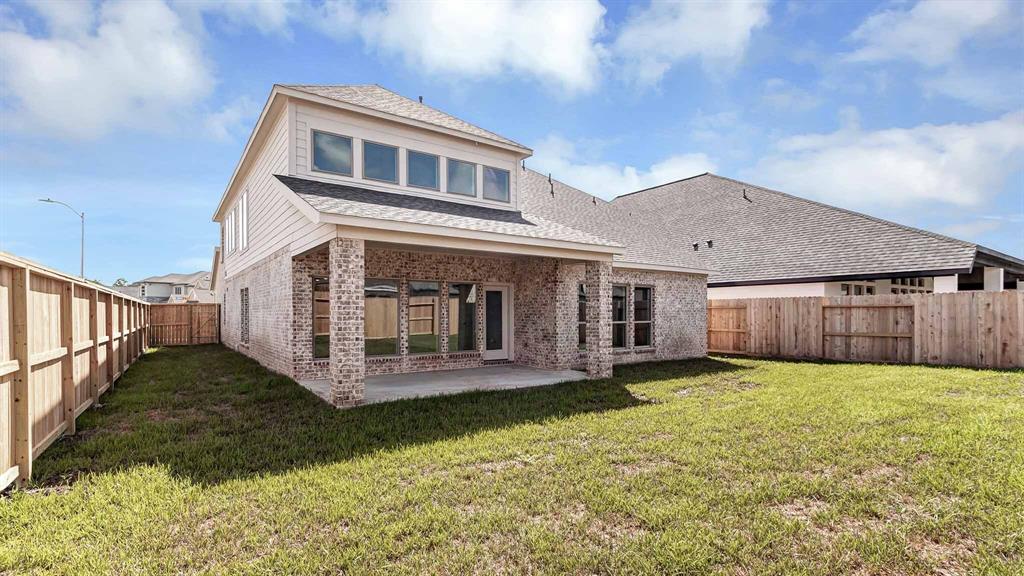 1635 2 Clover Court, Missouri City, Texas 77459, 5 Bedrooms Bedrooms, 9 Rooms Rooms,4 BathroomsBathrooms,Single-family,For Sale,Clover,49255300