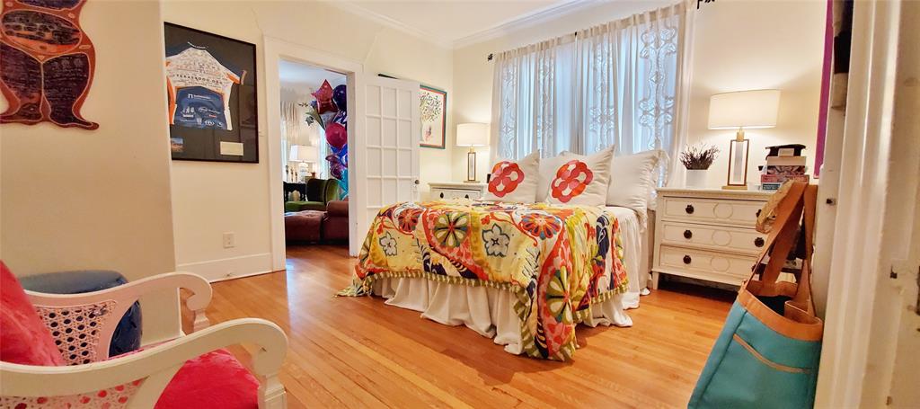 1655 1 Marshall Street, Houston, Texas 77006, 2 Bedrooms Bedrooms, 8 Rooms Rooms,2 BathroomsBathrooms,Single-family,For Sale,Marshall,82958054