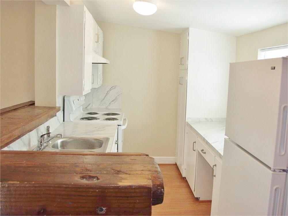 1655 1 Marshall Street, Houston, Texas 77006, 2 Bedrooms Bedrooms, 8 Rooms Rooms,2 BathroomsBathrooms,Single-family,For Sale,Marshall,82958054
