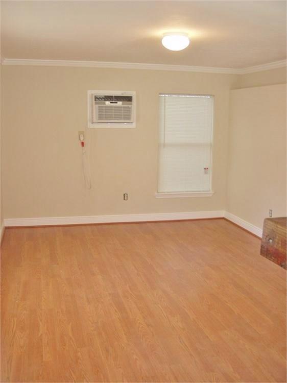 1655 1 Marshall Street, Houston, Texas 77006, 2 Bedrooms Bedrooms, 8 Rooms Rooms,2 BathroomsBathrooms,Single-family,For Sale,Marshall,82958054