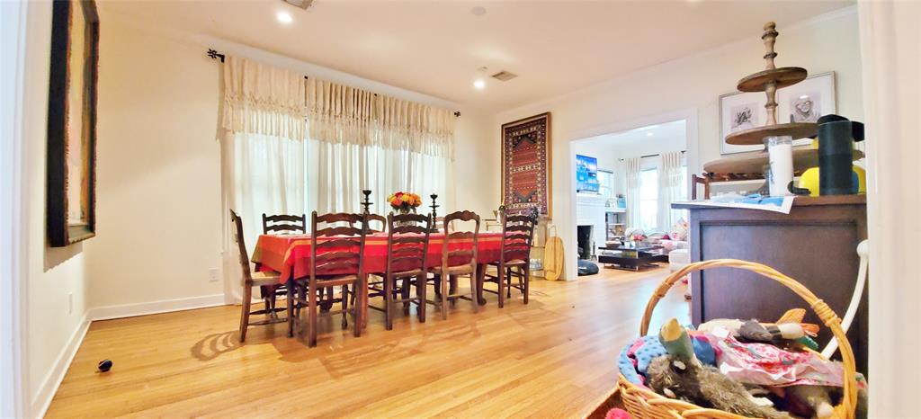 1655 1 Marshall Street, Houston, Texas 77006, 2 Bedrooms Bedrooms, 8 Rooms Rooms,2 BathroomsBathrooms,Single-family,For Sale,Marshall,82958054