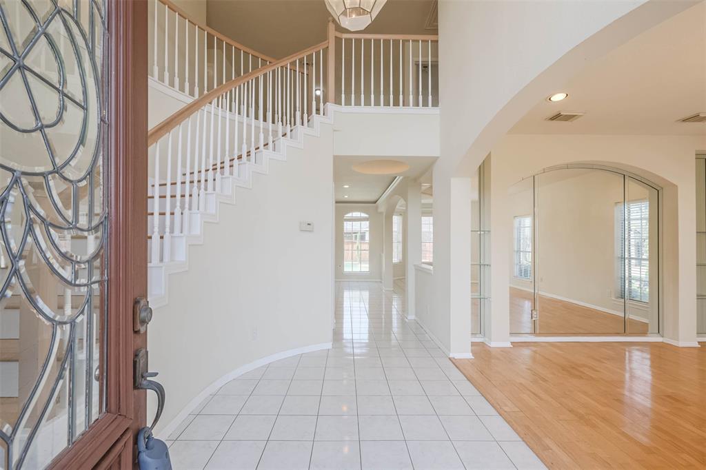 10404 2 Wingtip Drive, Houston, Texas 77075, 5 Bedrooms Bedrooms, 15 Rooms Rooms,4 BathroomsBathrooms,Single-family,For Sale,Wingtip,87807753
