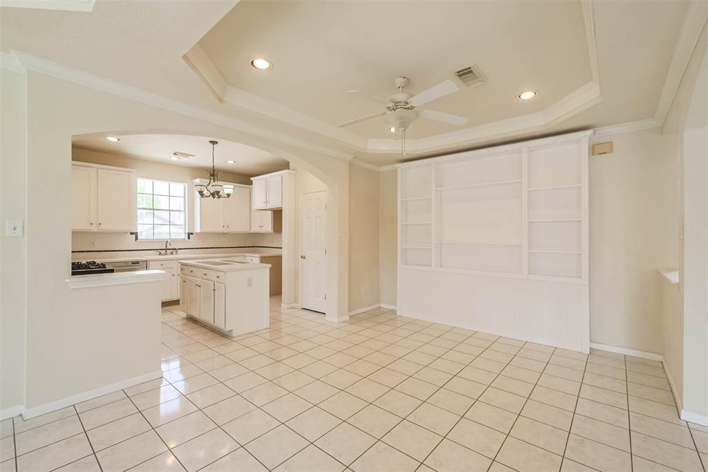 10404 2 Wingtip Drive, Houston, Texas 77075, 5 Bedrooms Bedrooms, 15 Rooms Rooms,4 BathroomsBathrooms,Single-family,For Sale,Wingtip,87807753