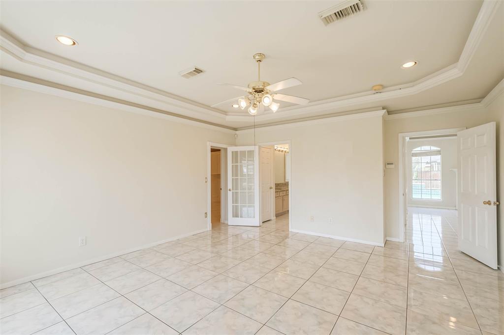 10404 2 Wingtip Drive, Houston, Texas 77075, 5 Bedrooms Bedrooms, 15 Rooms Rooms,4 BathroomsBathrooms,Single-family,For Sale,Wingtip,87807753