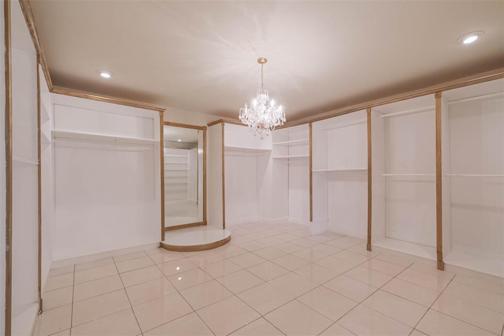 10404 2 Wingtip Drive, Houston, Texas 77075, 5 Bedrooms Bedrooms, 15 Rooms Rooms,4 BathroomsBathrooms,Single-family,For Sale,Wingtip,87807753
