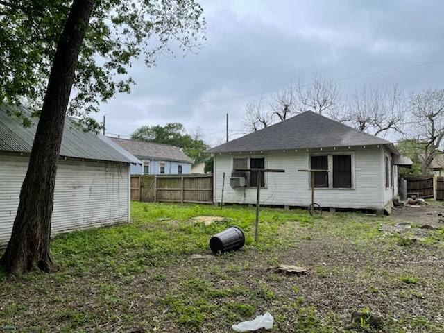 507, 5500 1 Altic, /Texas Street, Houston, Texas 77011, 4 Bedrooms Bedrooms, 4 Rooms Rooms,3 BathroomsBathrooms,Single-family,For Sale,Altic,/Texas,83545753