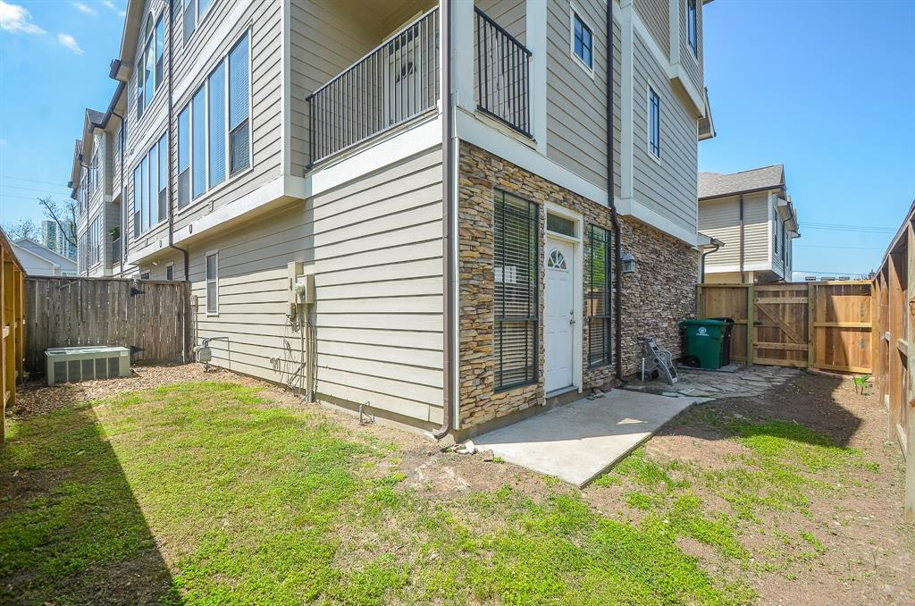 2414 Calumet Street A, Houston TX 77004