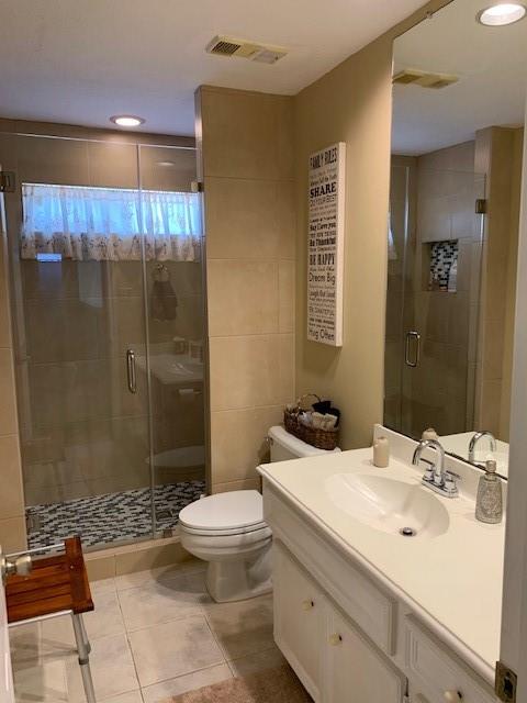 2208 2 Pebble Beach Drive, League City, Texas 77573, 5 Bedrooms Bedrooms, 11 Rooms Rooms,3 BathroomsBathrooms,Single-family,For Sale,Pebble Beach,54063784