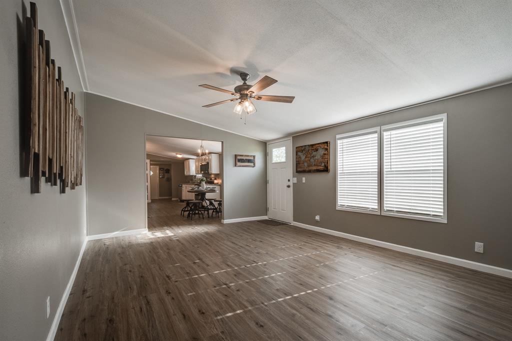 213 County Road 2313