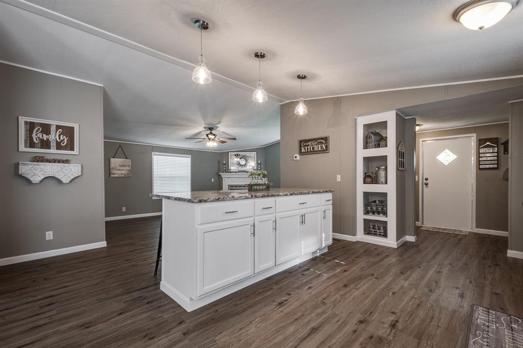 213 County Road 2313