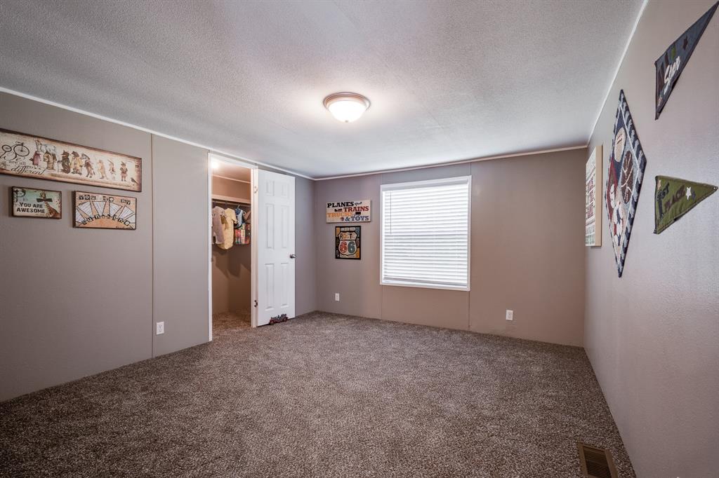 213 County Road 2313
