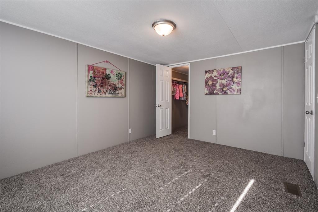 213 County Road 2313
