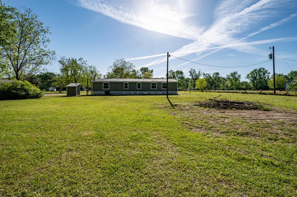 213 County Road 2313